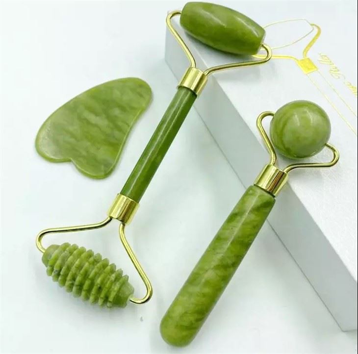 3 trong 1 bộ con lăn màu xanh lá cây mini tự nhiên gua sha set