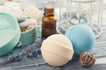 Một quả bom tắm sẽ làm sạch bạn?