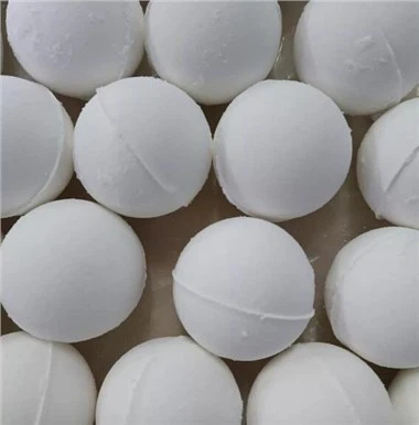 Bom tắm trắng