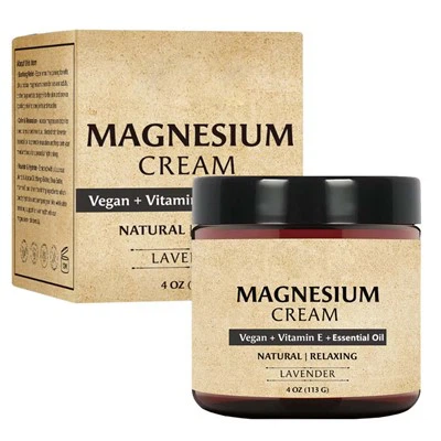 Người phụ nữ mang thai kem magiê cho ngủ và chuột rút chân
